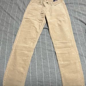 Vineyard Vines Corduroy Men’s Pants. Size 30, 32.